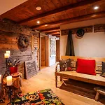 Stilvolles 1750 Im Allgaeu - 200qm - Ausstattung - Traumhafter Blick - Bis 8 Personen 度假居