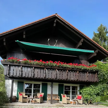 Stilvolles 1750 Im Allgaeu - 200qm - Ausstattung - Traumhafter Blick - Bis 8 Personen Prázdninový dům